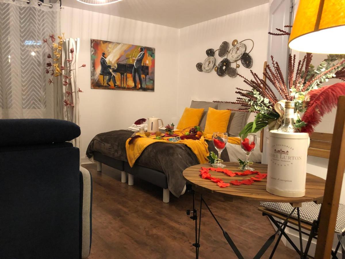 Les Demoiselles De Rochefort Villa Exteriör bild